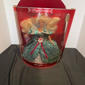 Vintage 1995 Happy Holidays Barbie (Never Been Open)